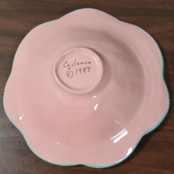 Cyclamen Julie Sanders Vintage Set of 4 Flower Bowls Signed 1987 Exc. Condition - Picture 8 of 10